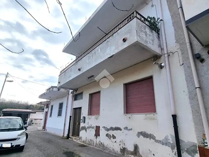 Appartamento trilocale in vendita in Via Antonio Scopelliti, Reggio Calabria