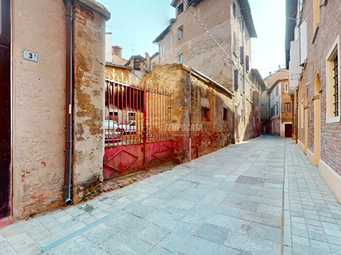 Appartamento con 8 locali in vendita in Vicolo Conce, Sassuolo