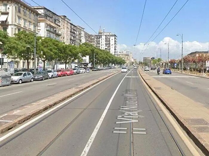 Appartamento in vendita in Via Nuova Marina, Napoli