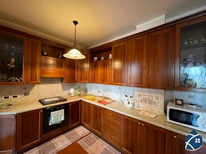 Appartamento quadrilocale in vendita in None Via Stazione, None