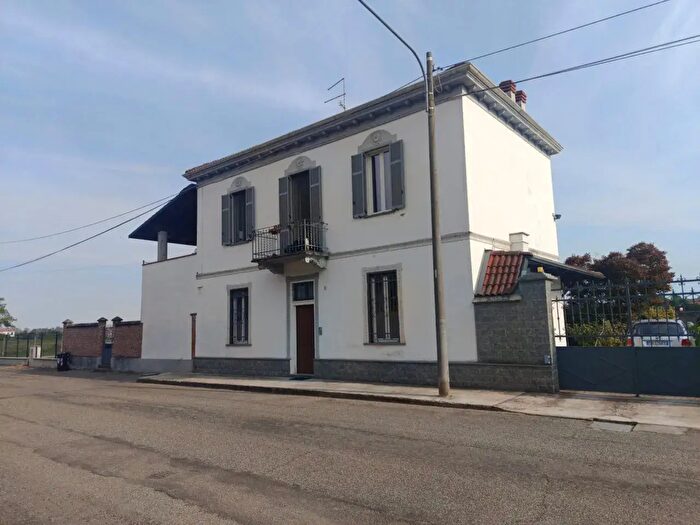 Casa con 5 locali in vendita in Corso Firenze, Casale Monferrato