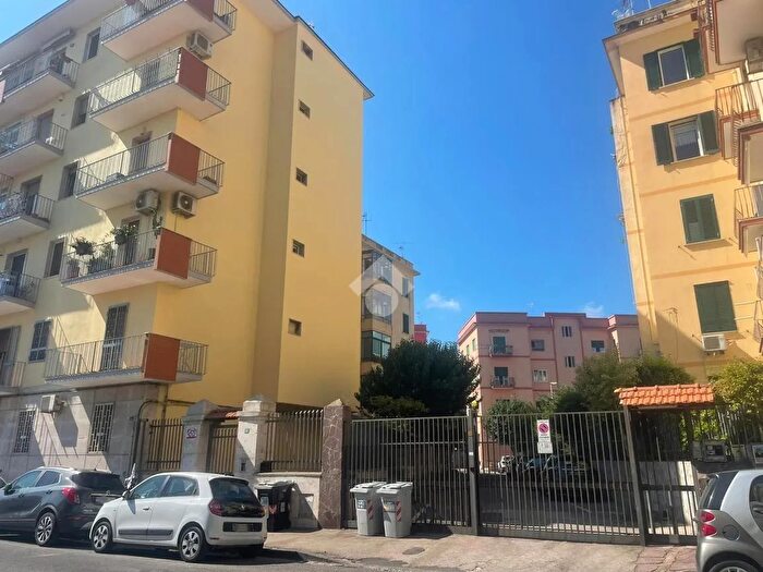 Appartamento quadrilocale in vendita in Via Alessandro Manzoni, Napoli