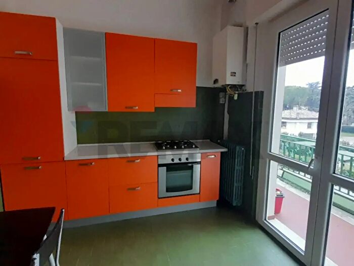 Appartamento quadrilocale in affitto in Foligno