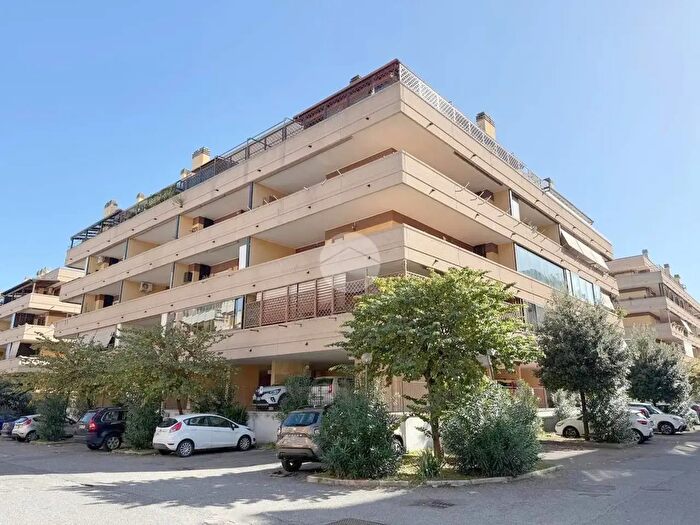 Appartamento bilocale in vendita in Via Gioacchino Russo, Roma