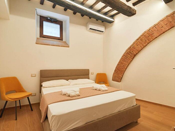 Appartamento trilocale in affitto in Via Elce di Sotto, Elce, Perugia