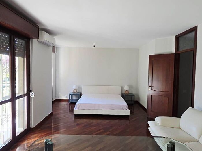 Appartamento trilocale in affitto in Via Don Pietro Giudici, Centro, Cologno Monzese