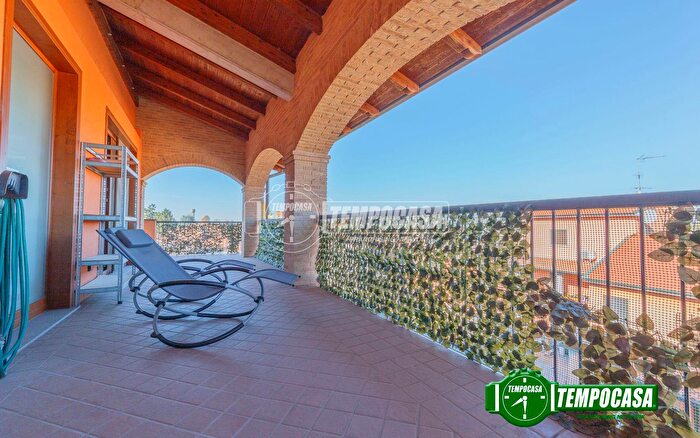 Appartamento quadrilocale in vendita in Via Baselica Bologna, Casarile