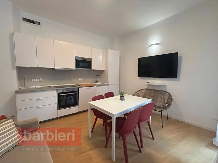 Appartamento trilocale in vendita in Viale Rismondo, Cervia