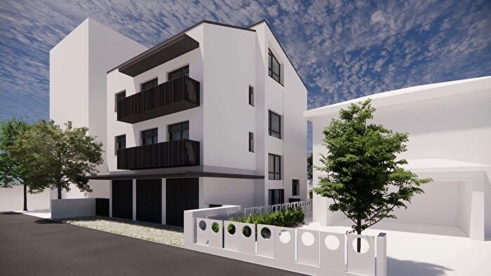 Appartamento trilocale in vendita in Viale Giuseppe Galliano Riccione, Riccione