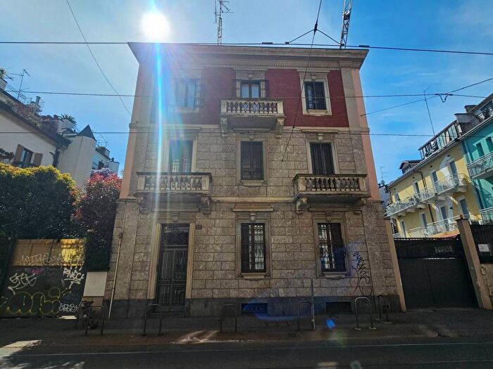 Appartamento bilocale in affitto in Via Nino Bixio, Piave Tricolore, Milano