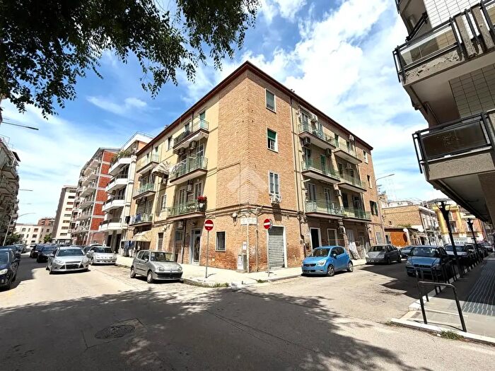 Appartamento trilocale in vendita in Via Maria Grazia Barone, Foggia