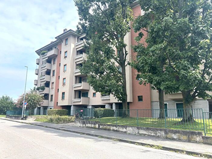 Appartamento bilocale in vendita in Via Albert Einstein Monza, Monza