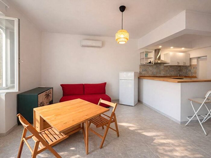 Appartamento bilocale in affitto in Via Pietro Borsieri, Isola, Milano