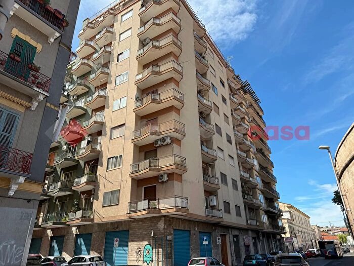 Appartamento trilocale in vendita in Via Cugini, Taranto