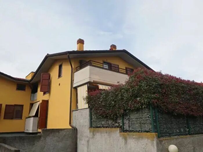 Appartamento trilocale in vendita in Via Cernaia, Cassolnovo