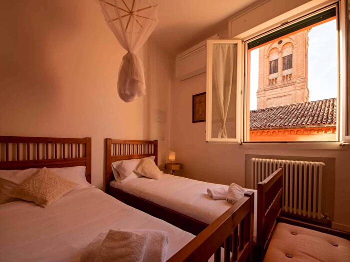 Appartamento bilocale in affitto in Corte de Galluzzi, Centro Storico, Bologna
