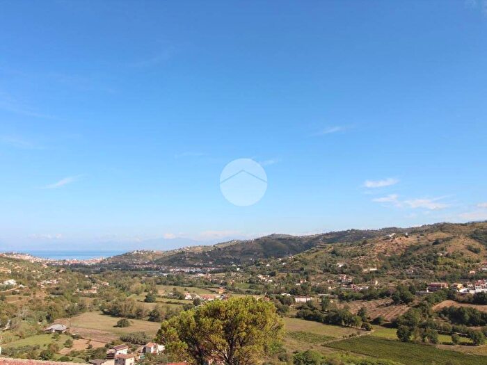 Appartamento trilocale in vendita in Contrada S Paolo, Laureana Cilento