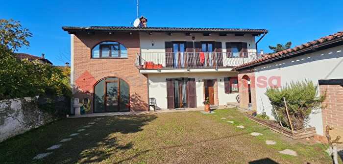 Casa con 5 locali in vendita in Via Labirinti, Virle Piemonte