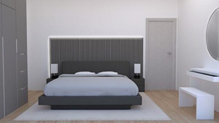 Appartamento trilocale in vendita in Piazza Giuseppe Garibaldi, Velletri