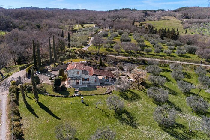 Casa in vendita in Castiglione DOrcia