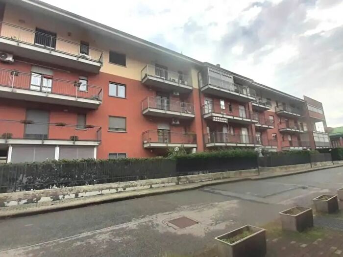 Appartamento con 7 locali in vendita in Via Luigi Einaudi, Beinasco