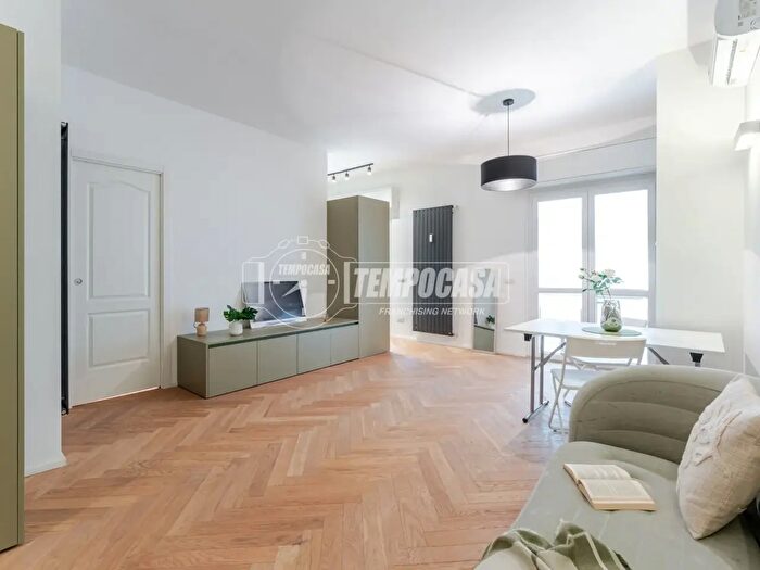 Appartamento bilocale in vendita in Viale Corsica, Milano