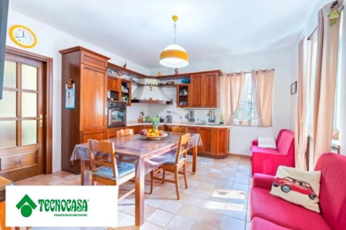 Casa con 5 locali in vendita in Via Maestra, Pavarolo