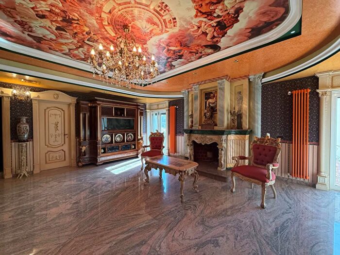Casa quadrilocale in vendita in Via XX Settembre, Montescaglioso