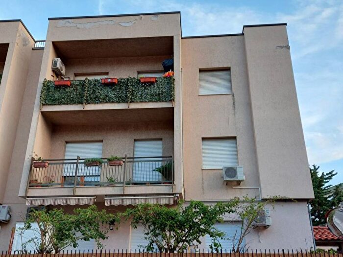 Appartamento bilocale in affitto in Via Partanna Mondello, Partanna, Palermo