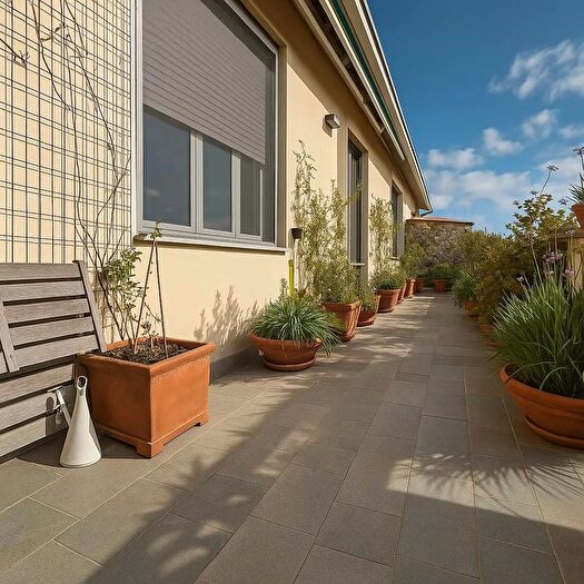 Appartamento con 7 locali in vendita in Pisa