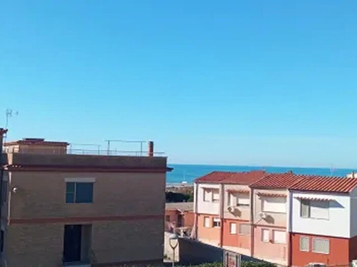 Appartamento trilocale in vendita in Viale Firenze, Ardea