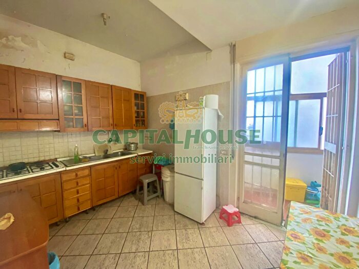 Appartamento quadrilocale in vendita in Via Marconi, Palma Campania