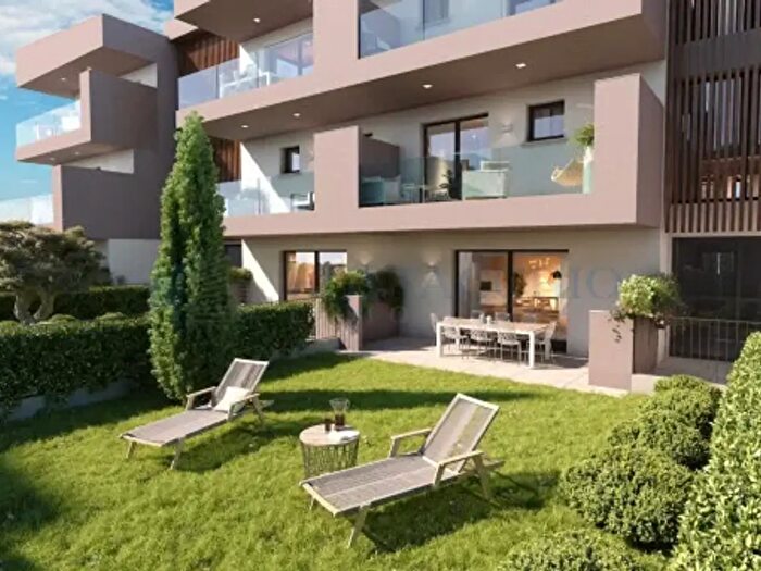 Appartamento trilocale in vendita in Via Santa Cristina, Treviolo