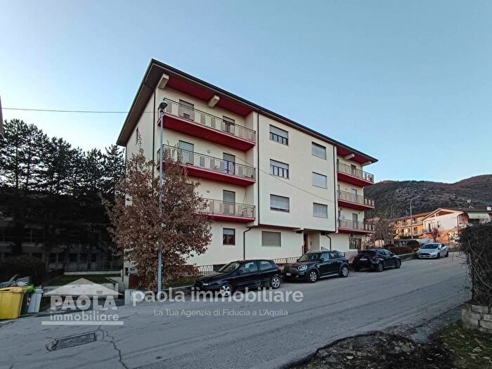 Appartamento con 5 locali in affitto in Via Angelo Pellegrini, Santa Barbara San Sisto, LAquila