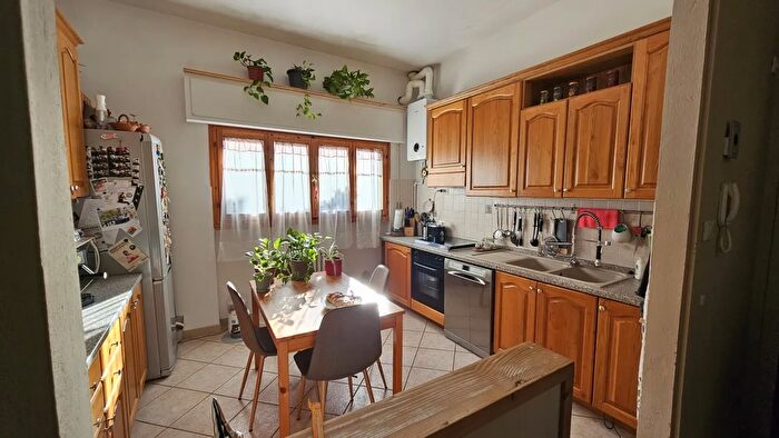 Case in Vendita e in Affitto - 2