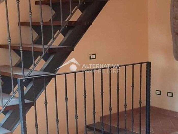 Casa trilocale in affitto in Via Lante, Centro, Vicopisano