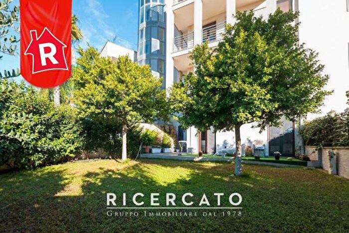 Appartamento trilocale in vendita in Via Mino Domenico delle Site, Lecce