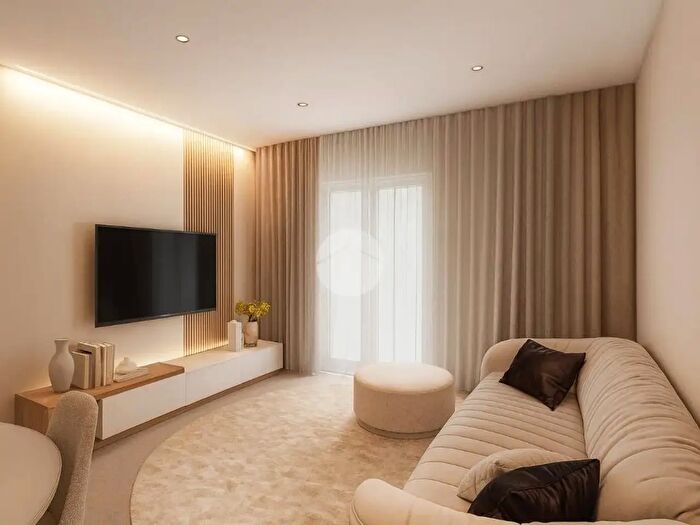 Appartamento trilocale in vendita in Via a Fogazzaro, Quartu SantElena