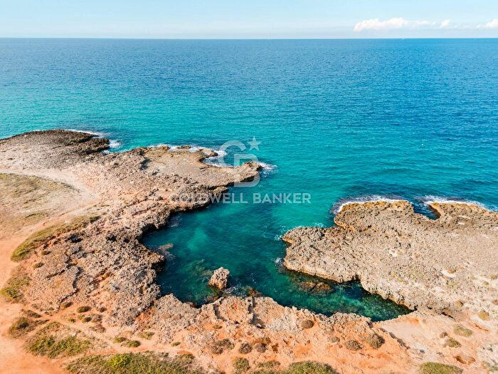 Casa con 7 locali in vendita in Via Socrate, Carovigno