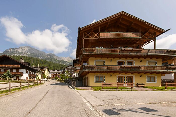 Appartamento con 6 locali in vendita in Sappada Borgata Bach, Sappada