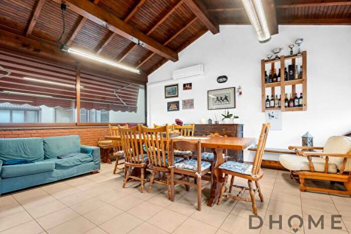 Casa con 6 locali in vendita in Via Salvo dAcquisto Nerv, Nerviano