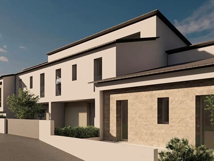 Casa quadrilocale in vendita in Colle Di Val D'Elsa