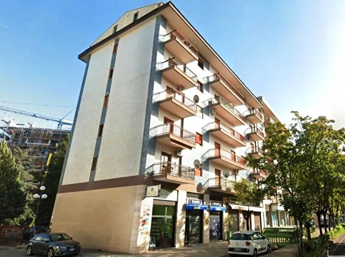 Appartamento in vendita in Via Salvatore Quasimodo Roges Rende Cosenza Calabria Italia, Rende