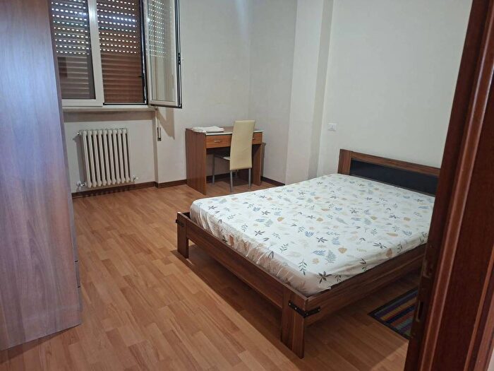 Appartamento quadrilocale in affitto in Via della Concordia, Semicentro Stazione, Perugia