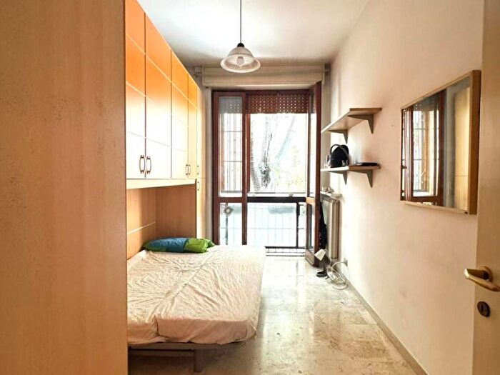 Appartamento quadrilocale in affitto in Via Abano, Casoretto, Milano
