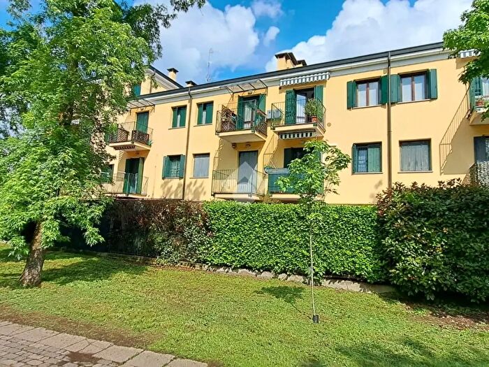 Appartamento bilocale in affitto in Via Carlo Cattaneo, Vimodrone