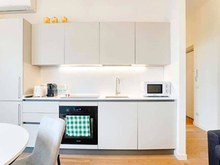 Appartamento bilocale in affitto in Via Giovanni Battista Piranesi, Porta Vittoria, Milano