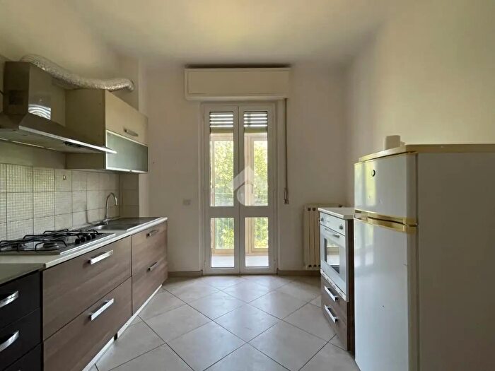 Appartamento trilocale in vendita in Via Ottavio Riccadonna, Canelli
