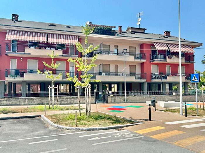 Appartamento quadrilocale in vendita in Via Rocca de' Baldi, Borgo San Giuseppe Borgo Gesso, Cuneo