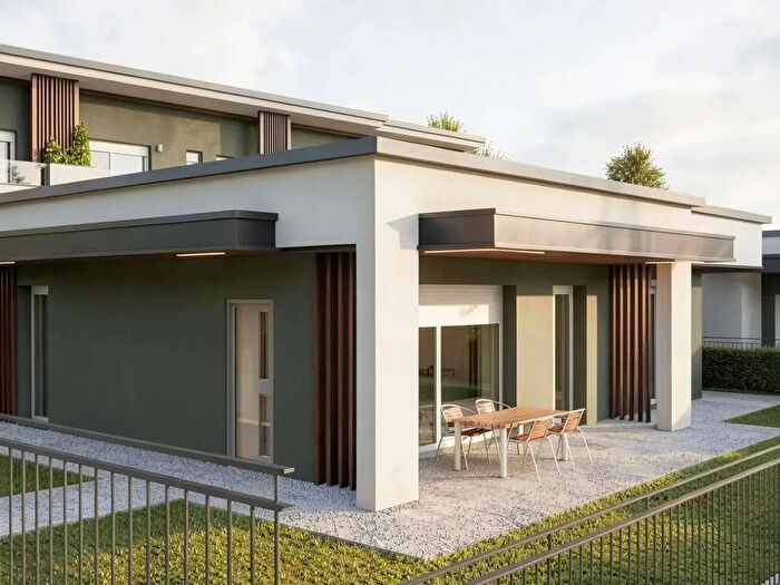 Casa quadrilocale in vendita in Via Valisetta, Alzate Brianza
